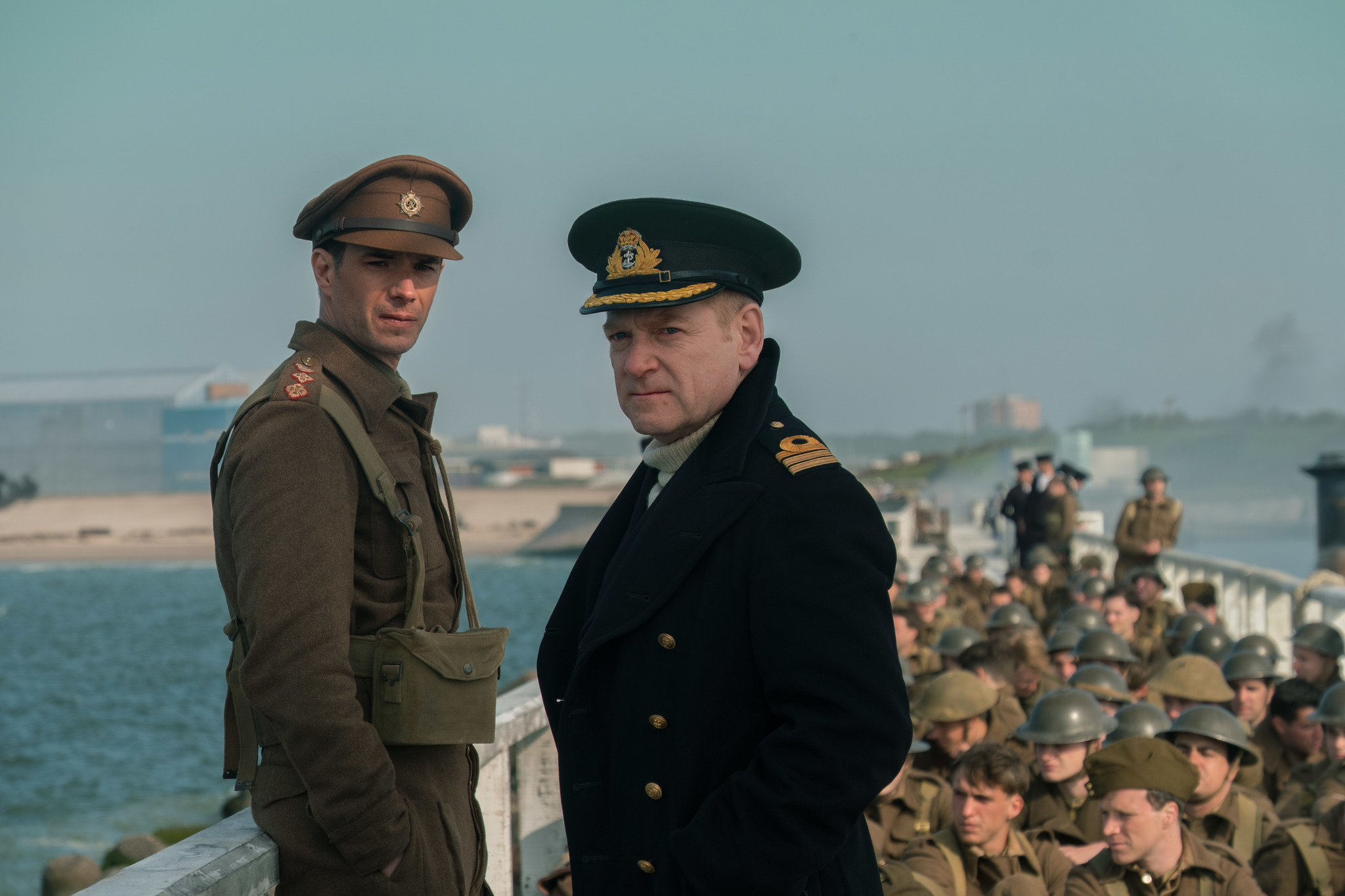 Kenneth Branagh and James D'Arcy in Cuộc Di Tản Dunkirk (2017)