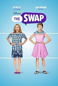 Peyton List and Jacob Bertrand in The Swap (2016)