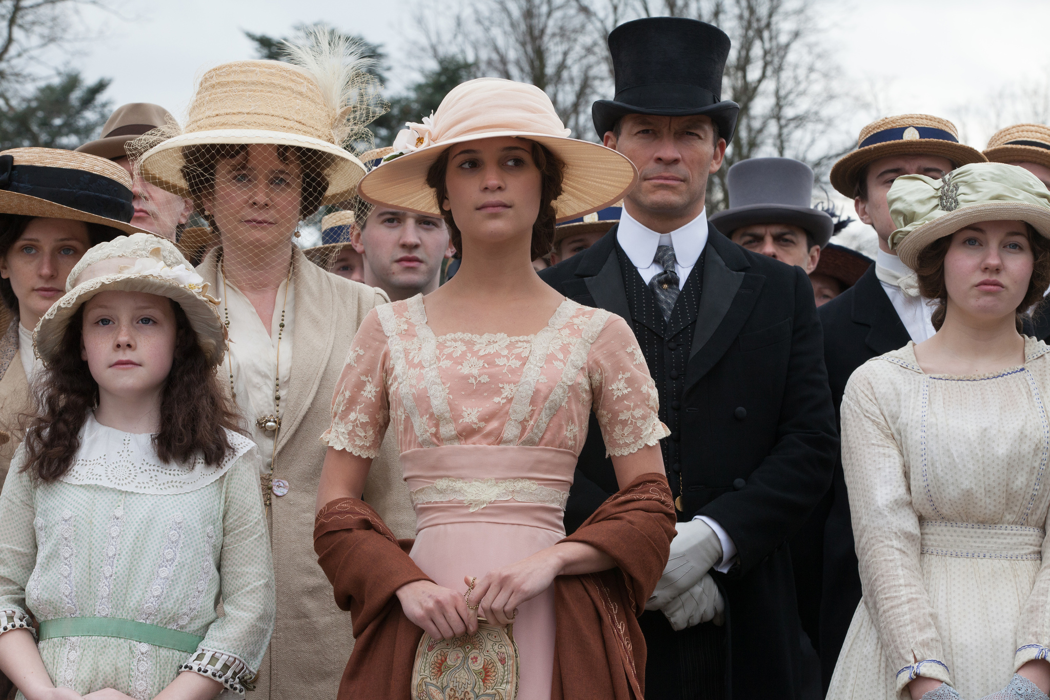 Emily Watson, Dominic West, and Alicia Vikander in Testament of Youth (2014)