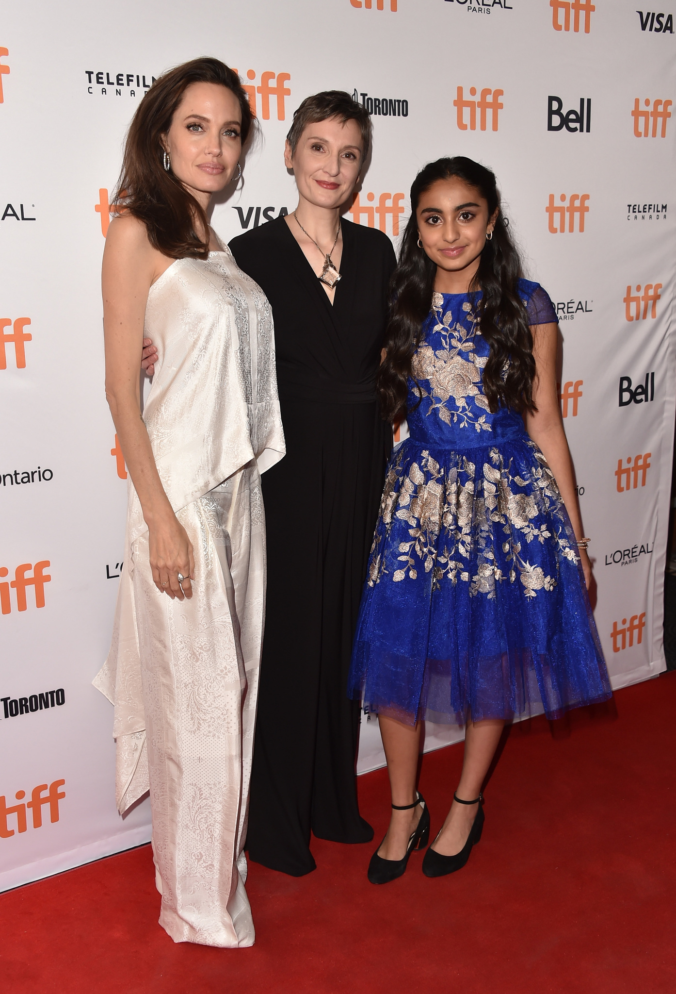 Angelina Jolie, Nora Twomey, and Saara Chaudry at an event for Cô Bé Dũng Cảm (2017)