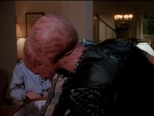 Gary Graham, Michele Scarabelli, and Sean Six in Alien Nation (1989)