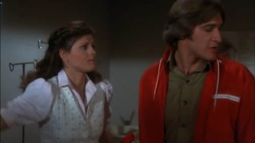 Robyn Douglass and Barry Van Dyke in Galactica 1980 (1980)