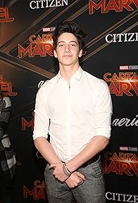 Primary photo for Milo Manheim