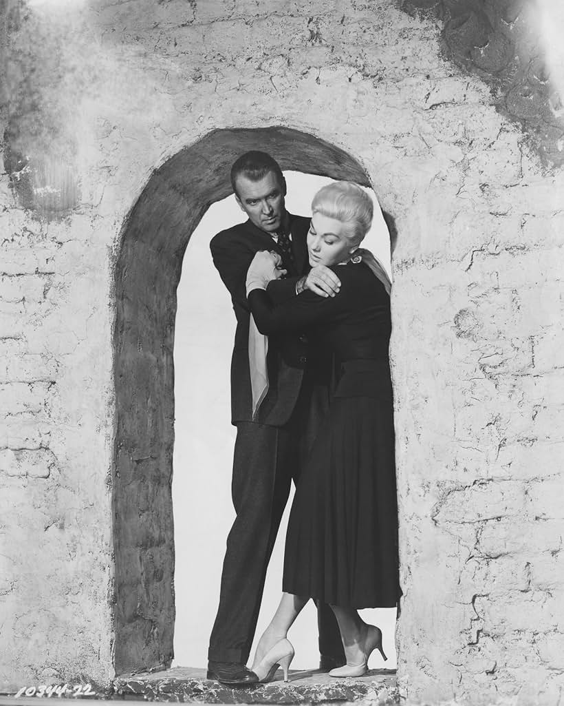 James Stewart and Kim Novak in Quay Cuồng (1958)