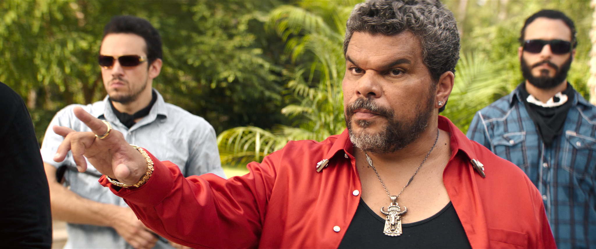 Luis Guzmán and Rocky Abou-Sakher in Kế Hoạch Liều Lĩnh (2016)