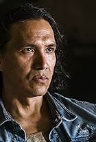 Michael Greyeyes in Xác Sống Đáng Sợ (2015)