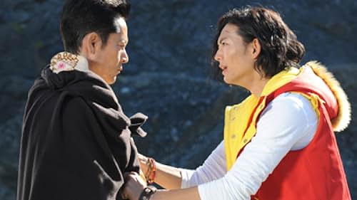 Shinji Yamashita and Ryô Ryûsei in Jûden Sentai Kyôryûjâ (2013)