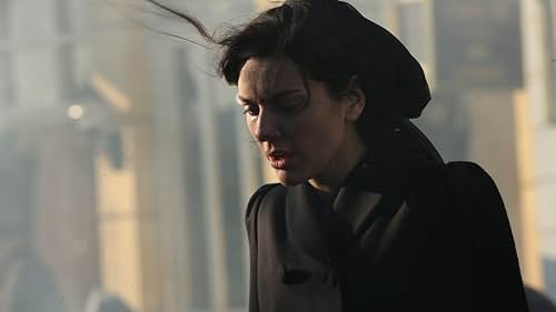 Bergüzar Korel in Vatanim Sensin (2016)