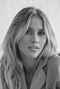 Primary photo for Claire Holt