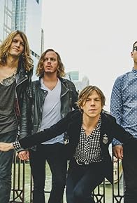 Primary photo for Cage the Elephant