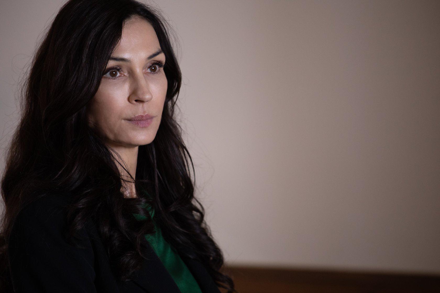 Famke Janssen in Bưu Thiếp Chết Chóc (2020)