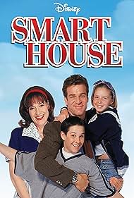 Katey Sagal, Kevin Kilner, Ryan Merriman, and Katie Volding in Smart House (1999)