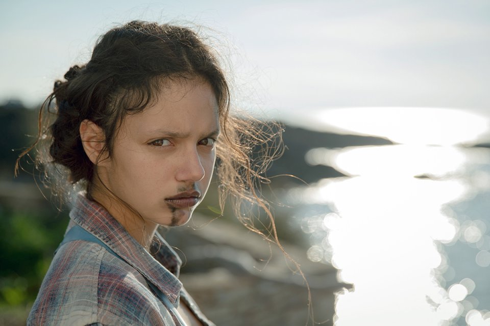 Noée Abita in Une île (2019)