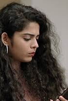 Mithila Palkar in Little Things (2016)