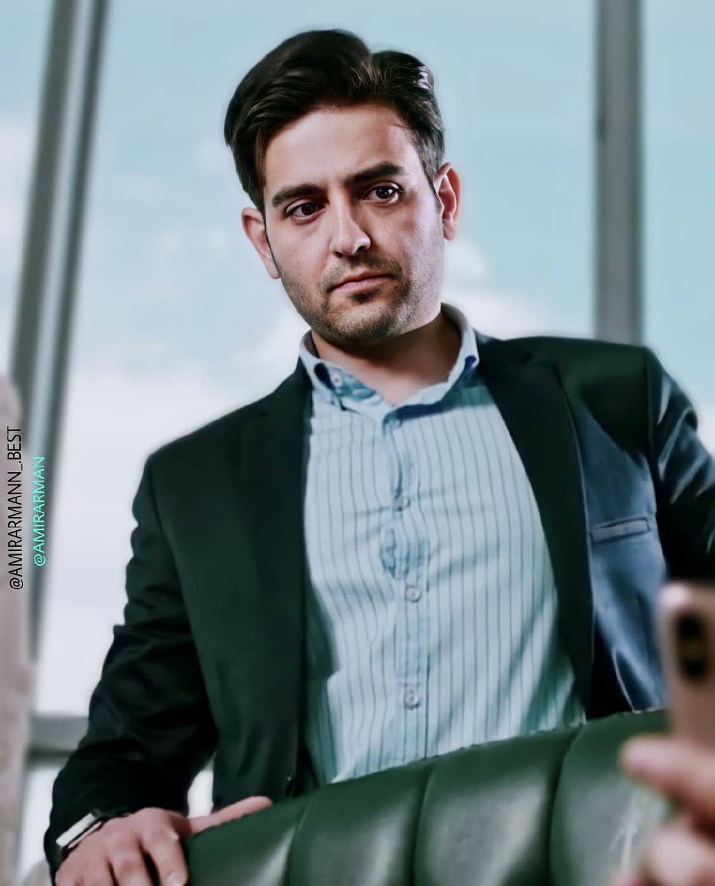 Amir Hossein Arman in Mankan (2019)