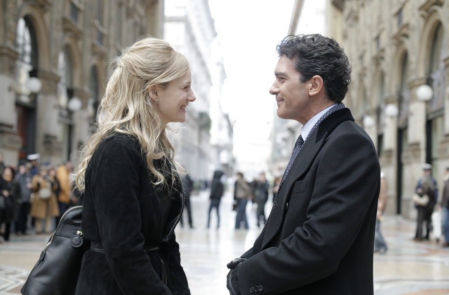 Antonio Banderas and Laura Linney in The Other Man (2008)