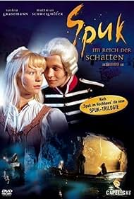 Saskia Grasemann and Matthias Schweighöfer in Spuk im Reich der Schatten (2000)