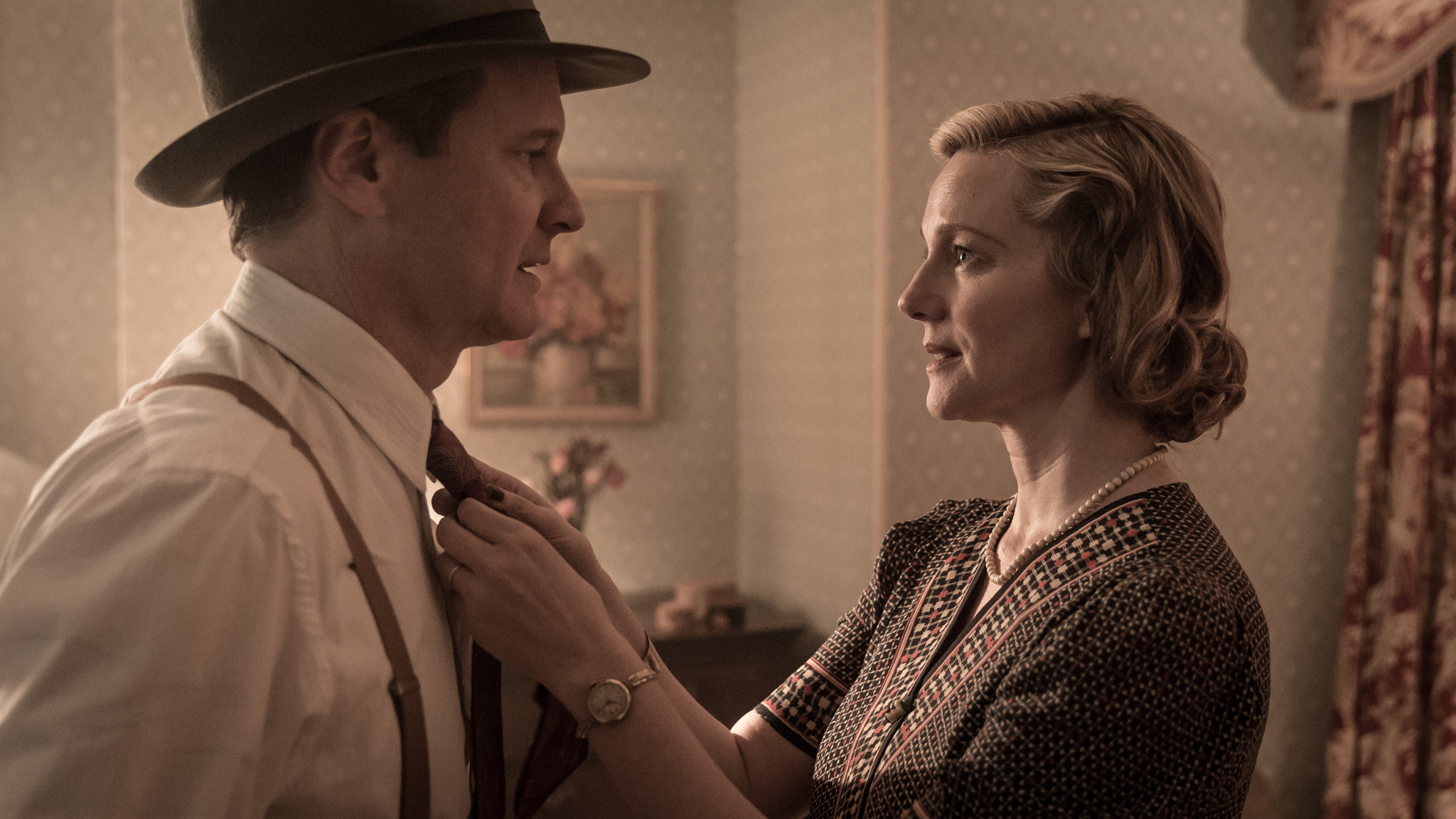 Colin Firth and Laura Linney in Genius (2016)