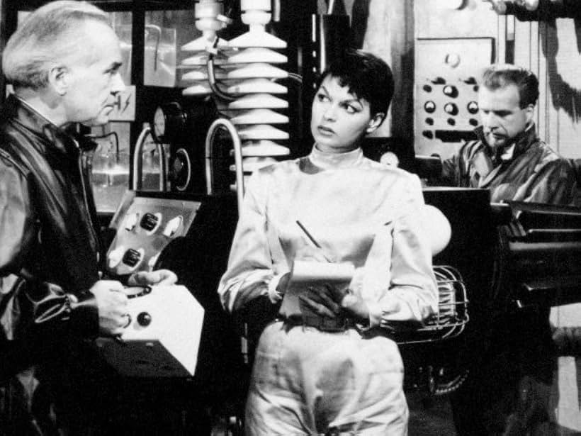 Eva Bartok, Olaf Pooley, and Walter Rilla in The Gamma People (1956)