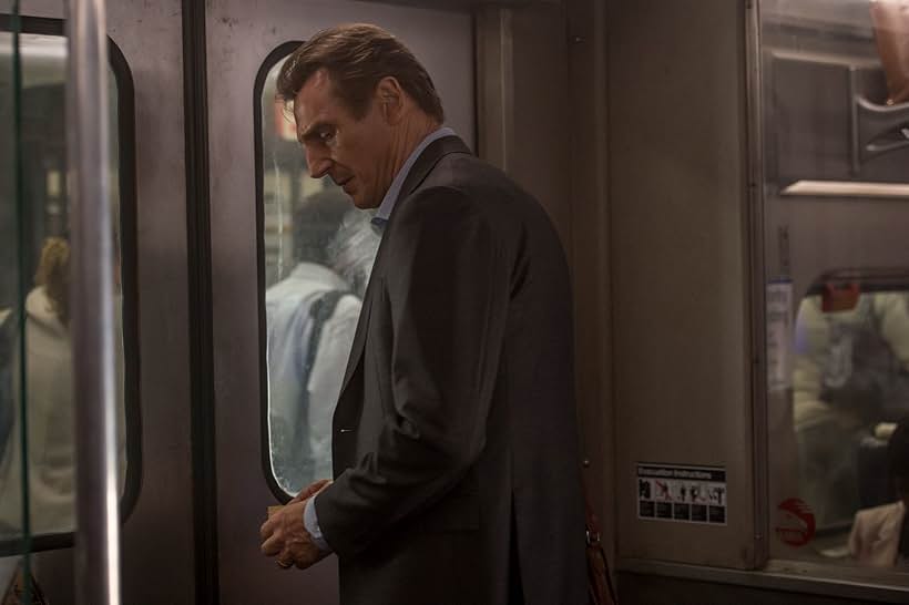 Liam Neeson in Hành Khách Bí Ẩn (2018)