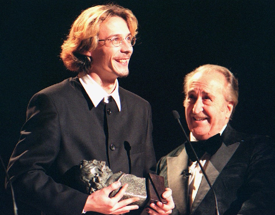 Rafael Alonso and Fele Martínez in XI Premios Goya (1997)