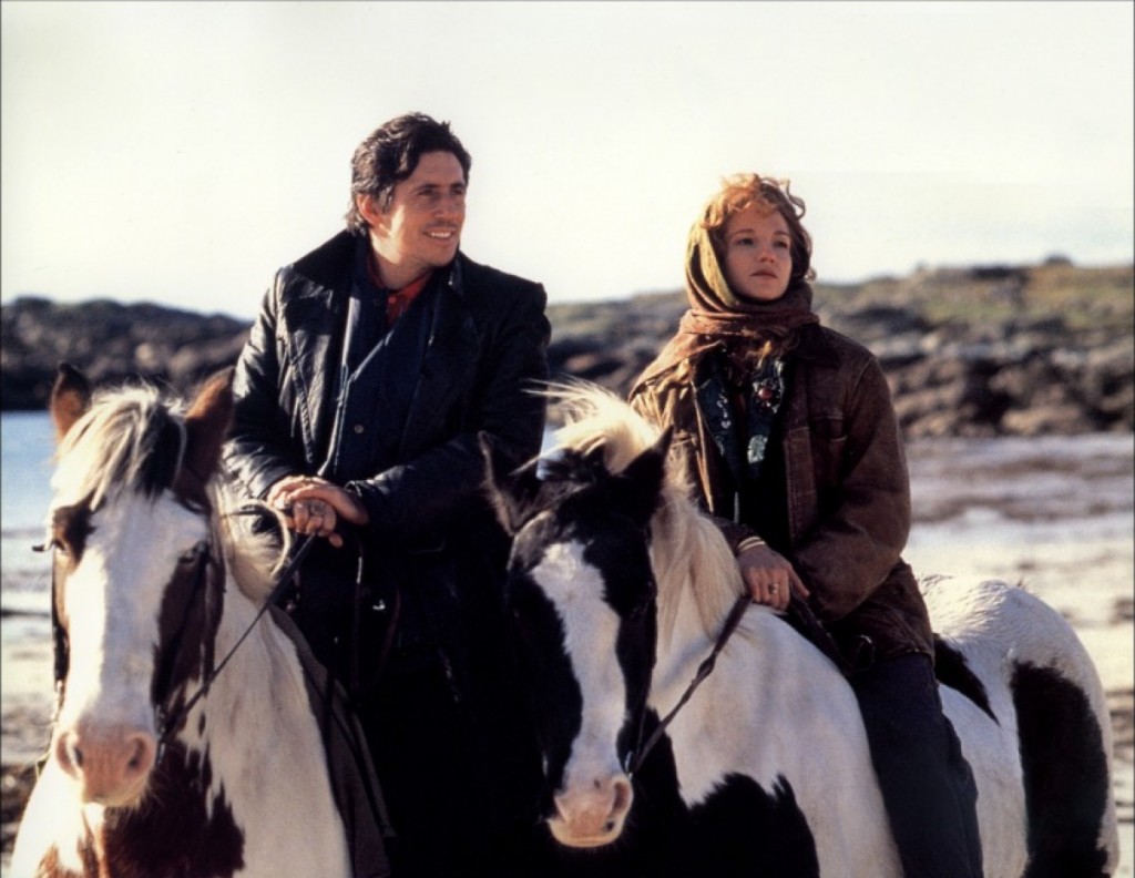 Ellen Barkin and Gabriel Byrne in Into the West (1992)