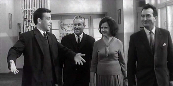 Roman Khomyatov, Lev Kruglyy, and Sergey Yakovlev in Mimo okon idut poezda (1966)