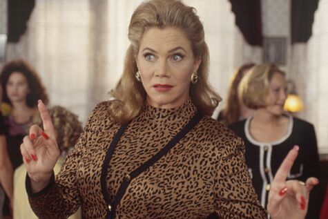 Kathleen Turner stars as Verna Chickle