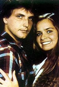 Grecia Colmenares and Víctor Cámara in Topacio (1984)