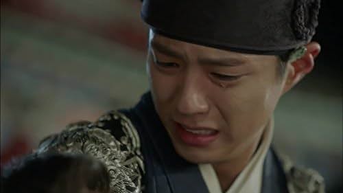 Park Bo-gum in Mây Họa Ánh Trăng (2016)