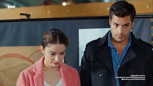 Özge Gürel and Serkan Çayoglu in Mùa Anh Đào (2014)