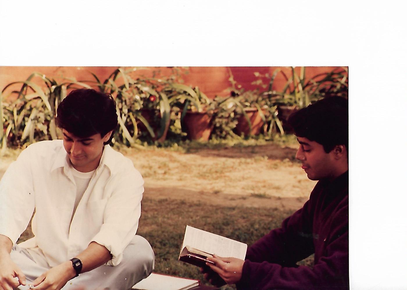 Aamir Khan and Ashwin Chadha in Sarfarosh (1999)