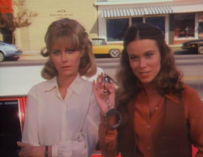 Nancy Morgan and Mary Louise Weller in The Hardy Boys/Nancy Drew Mysteries (1977)