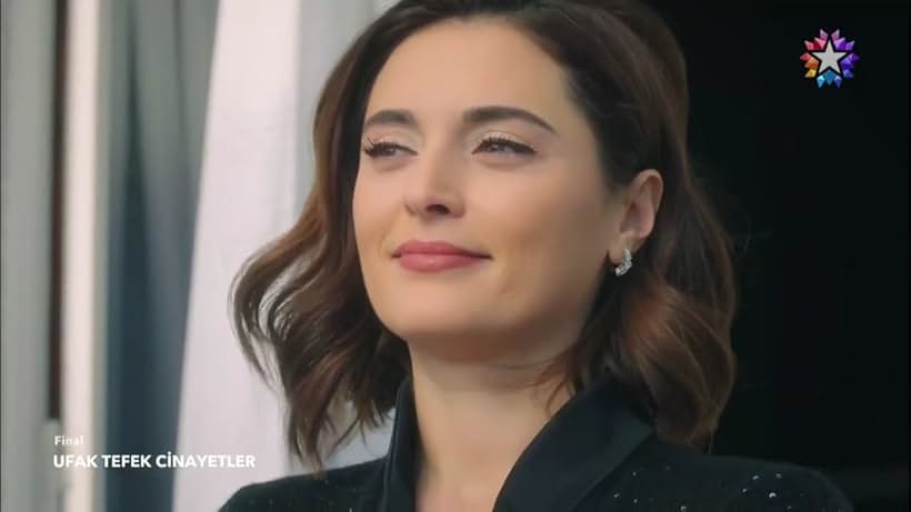 Aslihan Gürbüz in Ufak Tefek Cinayetler (2017)