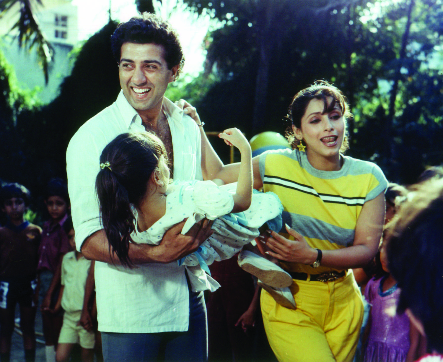 Sunny Deol and Dimple Kapadia in Arjun (1985)