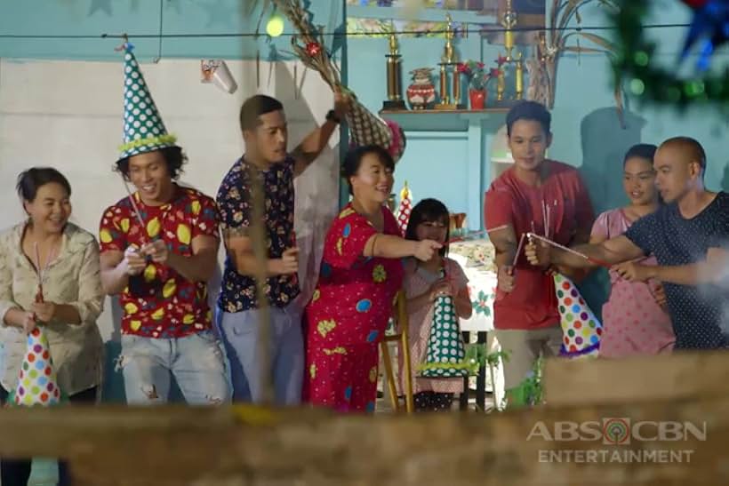 Marc Acueza, Dunhill Banzon, Chai Fonacier, Zeppi Borromeo, Jay Gonzaga, Geraldine Villamil, Viveika Ravanes, and Xia Vigor in Wansapanataym (2010)