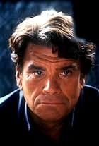 Bernard Tapie in Hommes, femmes, mode d'emploi (1996)