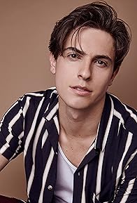 Primary photo for Derek Klena