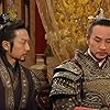 Uhm Tae-woong and Lee Seung-hyo in Seondeok yeowang (2009)