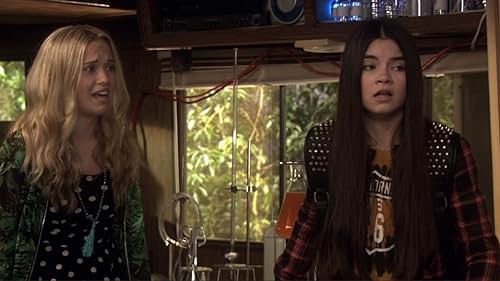 Landry Bender and Lauren Taylor in Best Friends Whenever (2015)