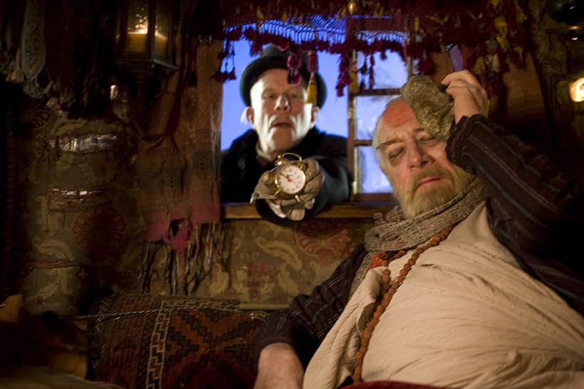 Christopher Plummer and Tom Waits in Đánh Cược Với Quỷ (2009)