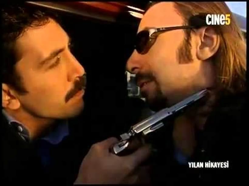 Tunca Aydogan and Emre Kinay in Yilan Hikayesi (1999)