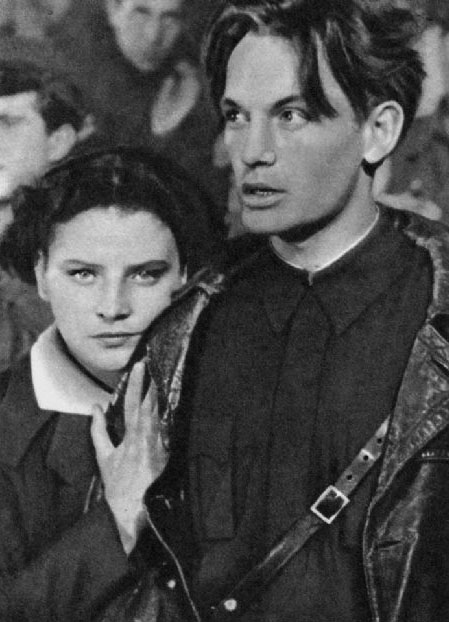 Vasiliy Lanovoy and Elza Lezhdey in Pavel Korchagin (1957)