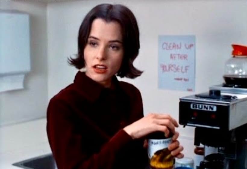 Parker Posey in Clockwatchers (1997)