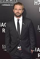 Milo Gibson at the premiere of Hacksaw Ridge 