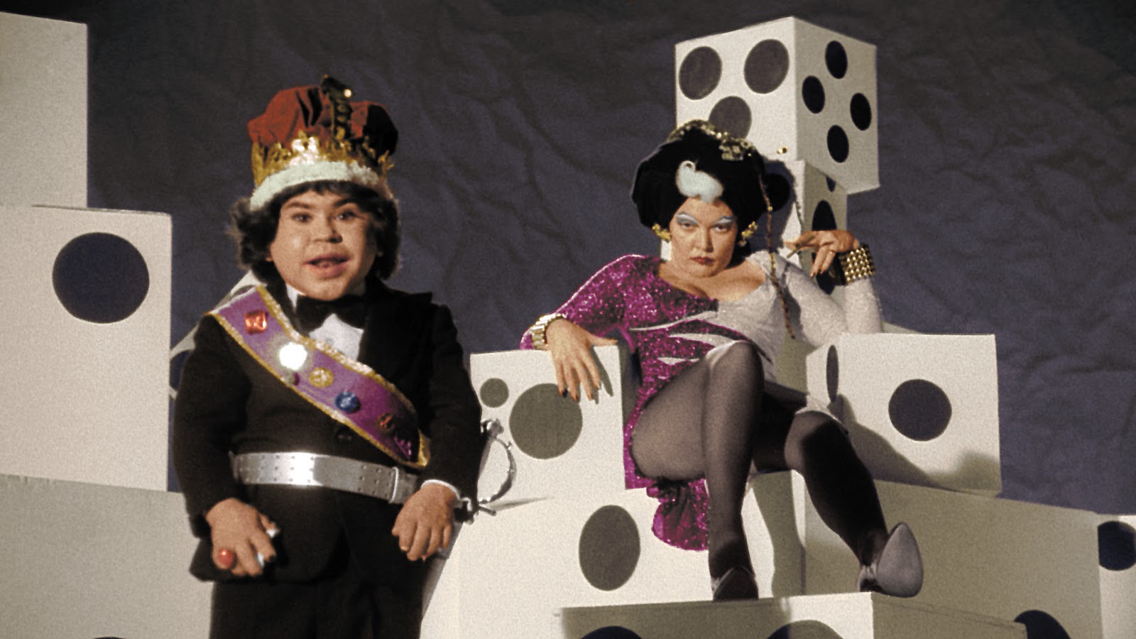 Susan Tyrrell and Hervé Villechaize in Forbidden Zone (1980)