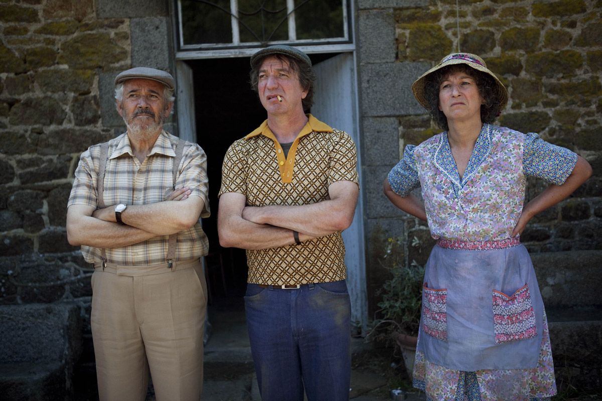 Alain Doutey, Bruno Lochet, and Elisabeth Buffet in Nos plus belles vacances (2012)