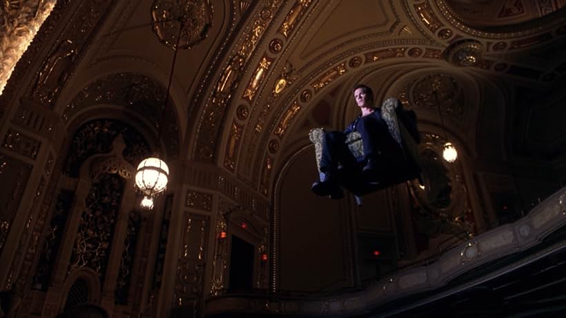 Kevin Bacon in Stir of Echoes (1999)