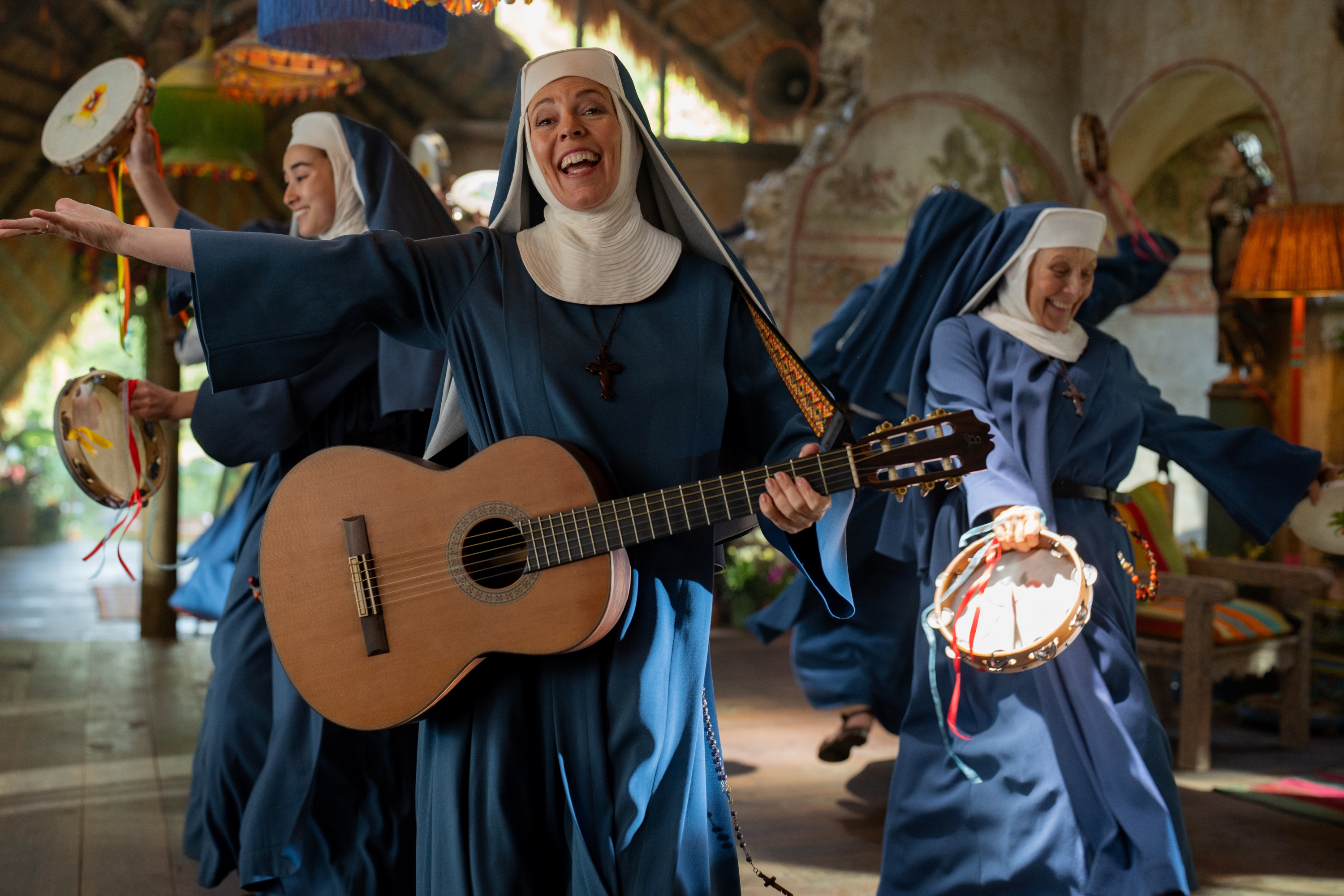 Olivia Colman in Paddington in Peru (2024)