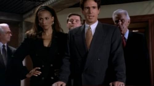 Beverly Johnson and John Shea in Lois và Clark - Những Cuộc Phiêu Lưu Mới của Siêu Nhân (1993)